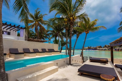 Lotus Beach Hotel - Adults Only