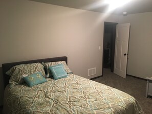 4 Schlafzimmer, Bügeleisen/Bügelbrett, WLAN, Bettwäsche