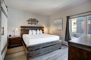 2 chambres, fer et planche à repasser, accès au Wi-Fi (inclus)