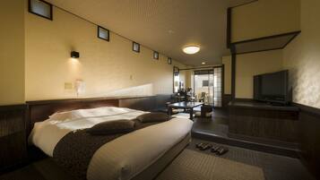 Kamer, uitzicht op oceaan (Japanese Western, Open-air Bath) | Donzen dekbedden, een kluis op de kamer, gratis wifi, beddengoed