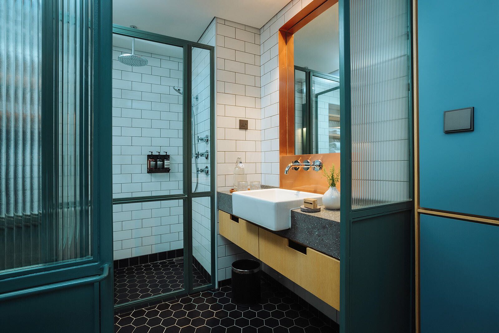 courtyard room  | bathroom | free toiletries, hair dryer, bathrobes, slippers