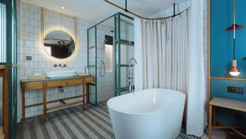 Free toiletries, hair dryer, bathrobes, slippers