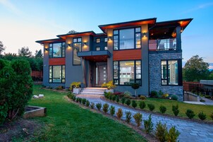 Fachada del alojamiento - Noche