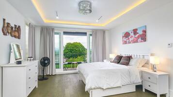 3 bedrooms, premium bedding, down duvets, individually furnished