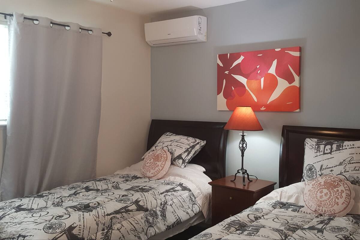 Superior Suite, Multiple Beds, Courtyard View | 1 bedroom, individually decorated, desk, laptop workspace