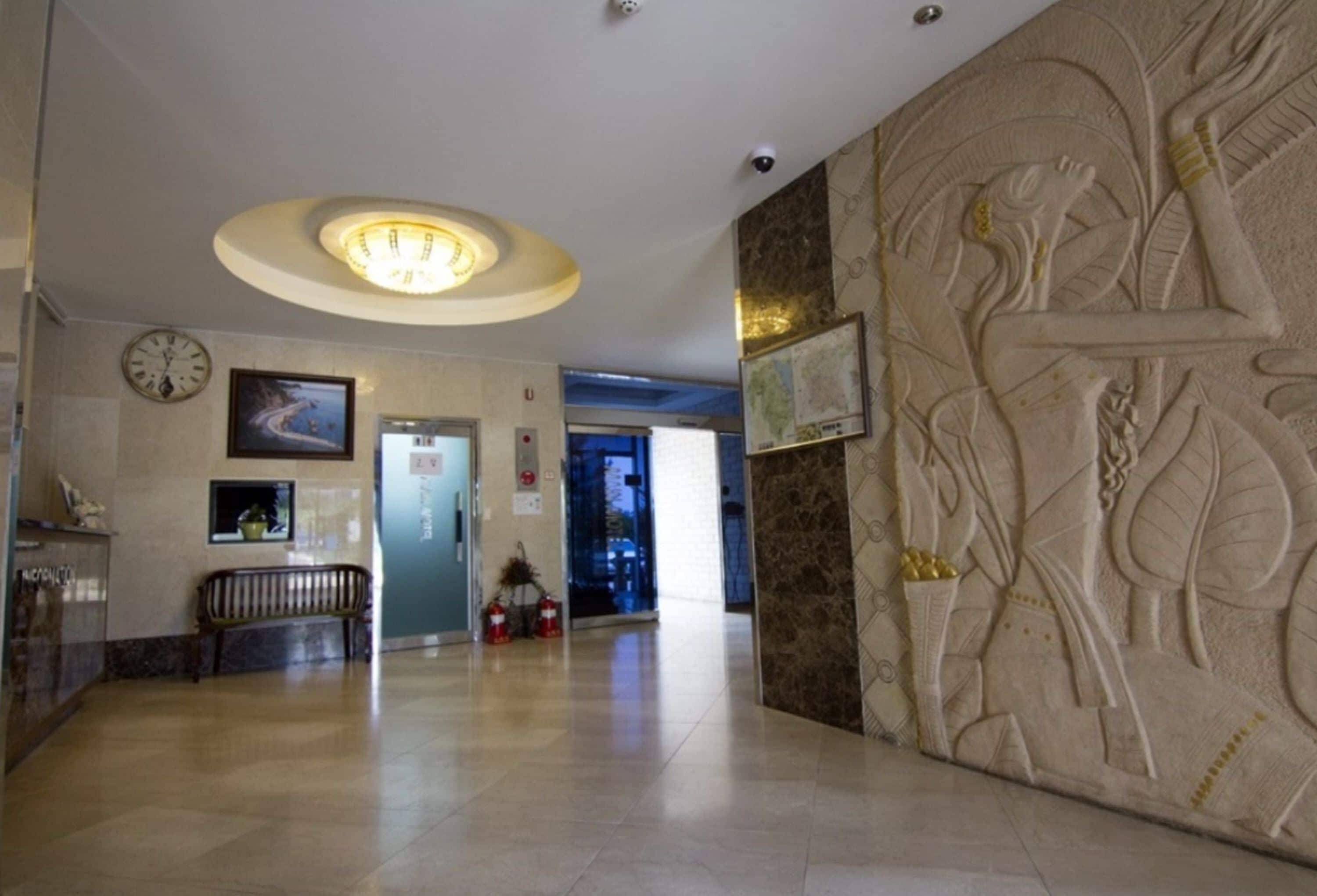 lobby