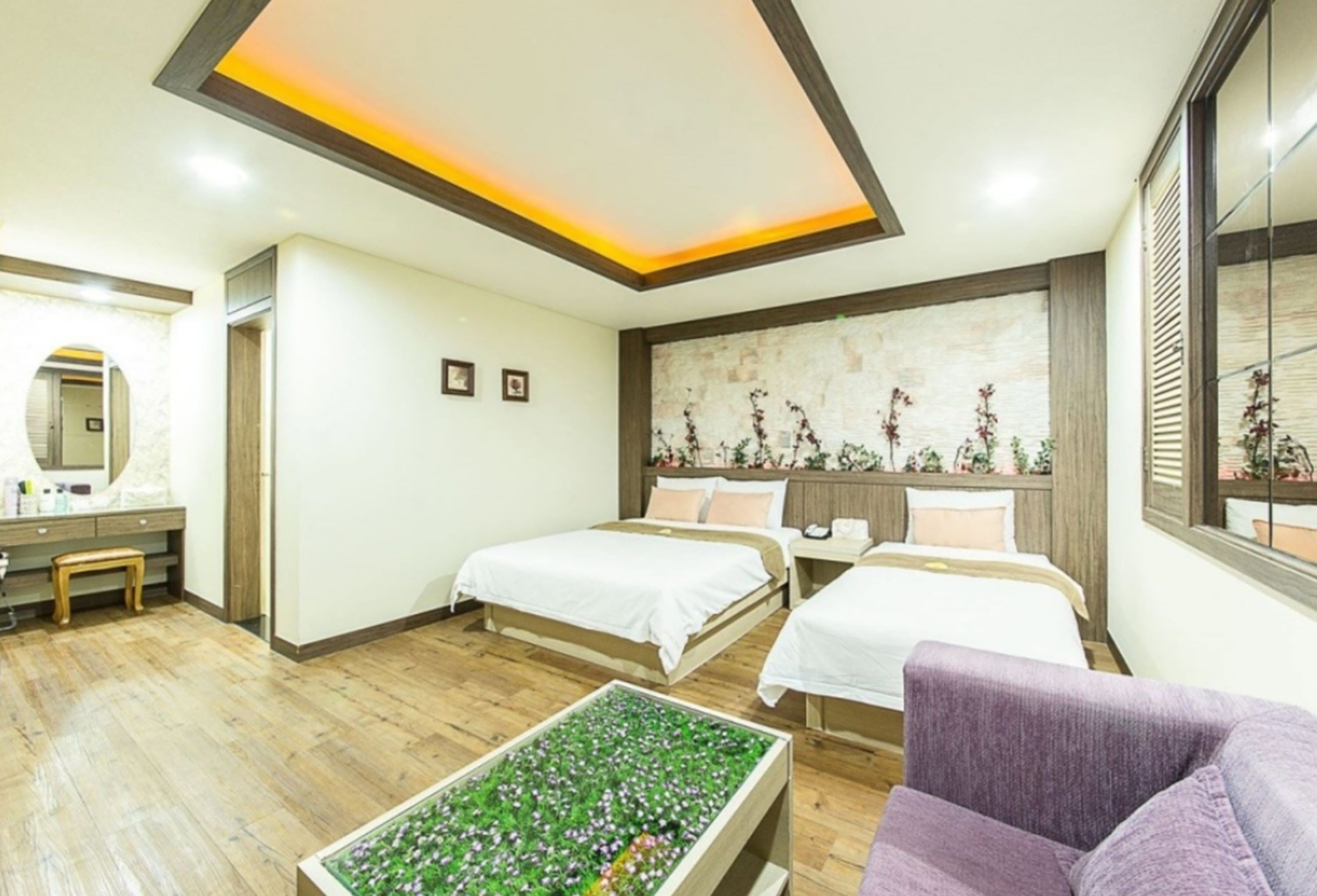 deluxe room, bathtub | desk, soundproofing, free wifi, wheelchair access