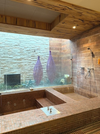 Double Room, Non Smoking (C) | Bathroom | Separate bathtub and shower, jetted bath, free toiletries, hair dryer