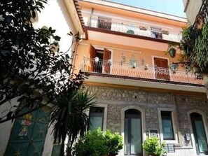 Exterior - Holiday Home: Alessia N ° 2 (Taormina Historic Center) Via Giardinazzo Nr 36 (Taormina)