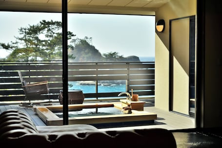 Menou Guestroom with Open-Air Bath, Non Smoking | Beach/ocean view