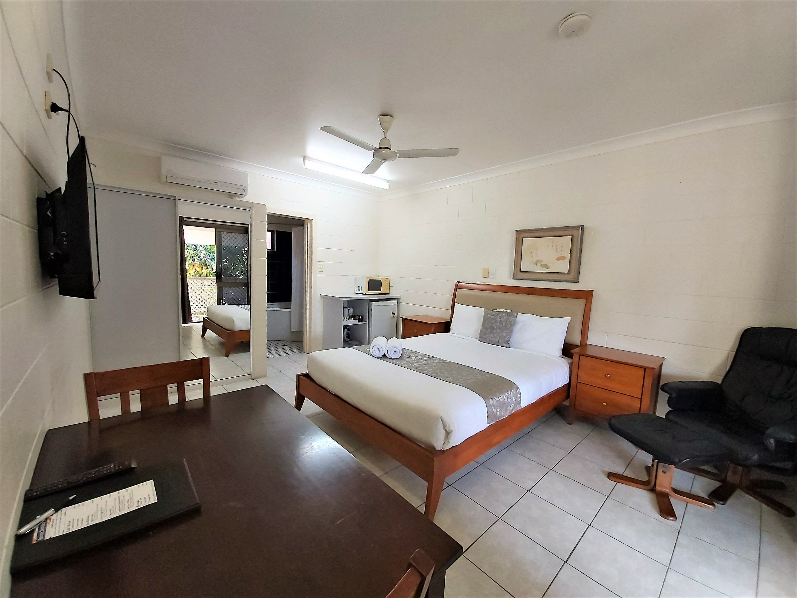 Executive Queen Spa | Extra beds