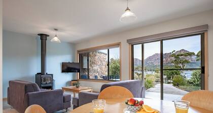 Feldspar (FS3) - Freycinet Holiday Houses