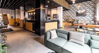 Hotel Central Lodge