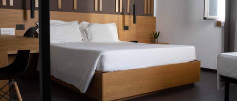 Down duvets, free WiFi, bed sheets