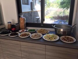 含每日全套早餐