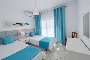 2 bedrooms, iron/ironing board, travel crib, free WiFi - T2-2º vista mar, piscina, bbq, para a praia vai a (Albufeira)