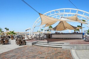 Bar (on property) - Hotel Albatros Citadel (Sahl Hasheeh)