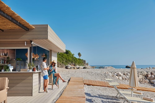 ĀNANTI Resort, Residences & Beach Club - The Leading Hotels of the World