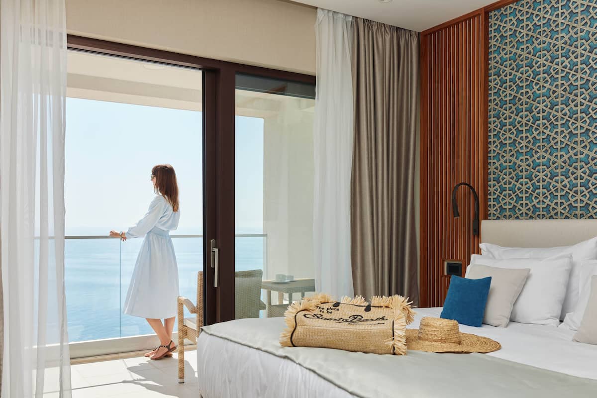 Hochwertige Bettwaren, Minibar, Zimmersafe, Verdunkelungsvorhänge