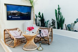 Terrace/patio - Edem Boutique Suites (Santorini)