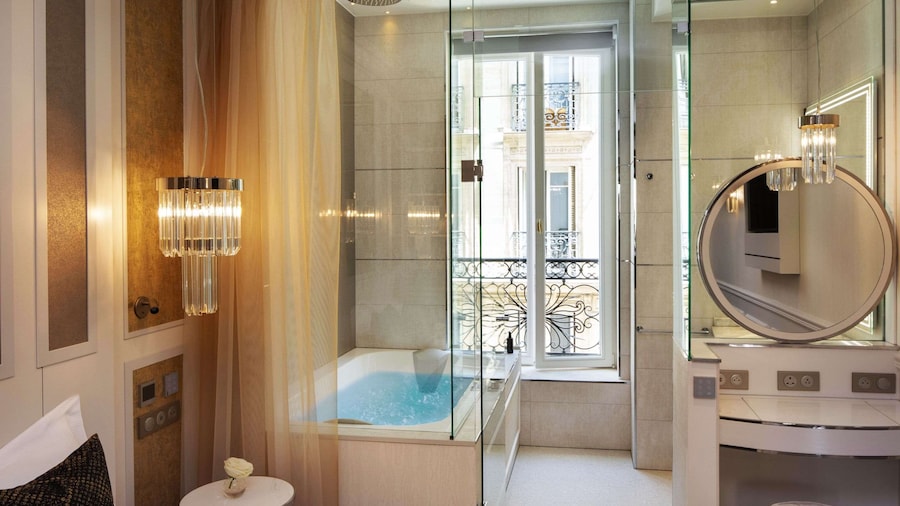 Paris j'Adore Hotel & Spa