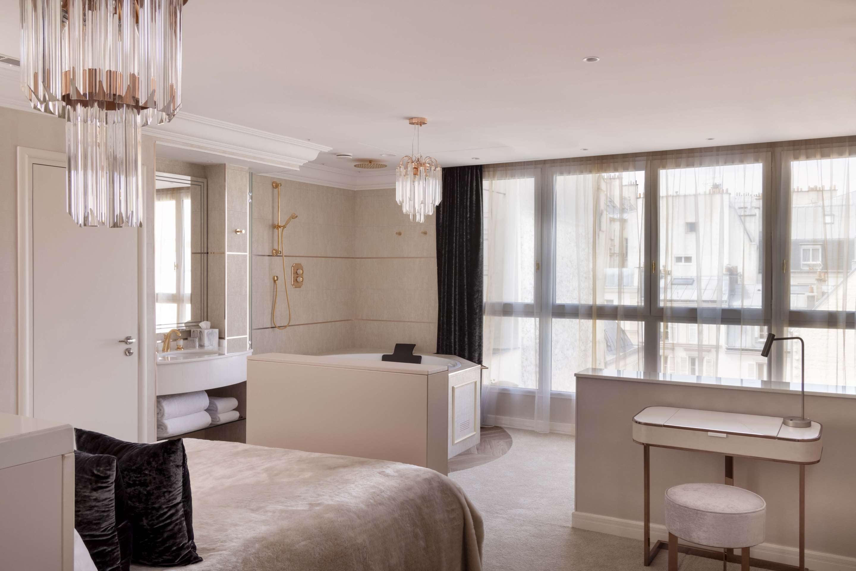 Sublime Prestige Room | Premium bedding, pillowtop beds, minibar, in-room safe