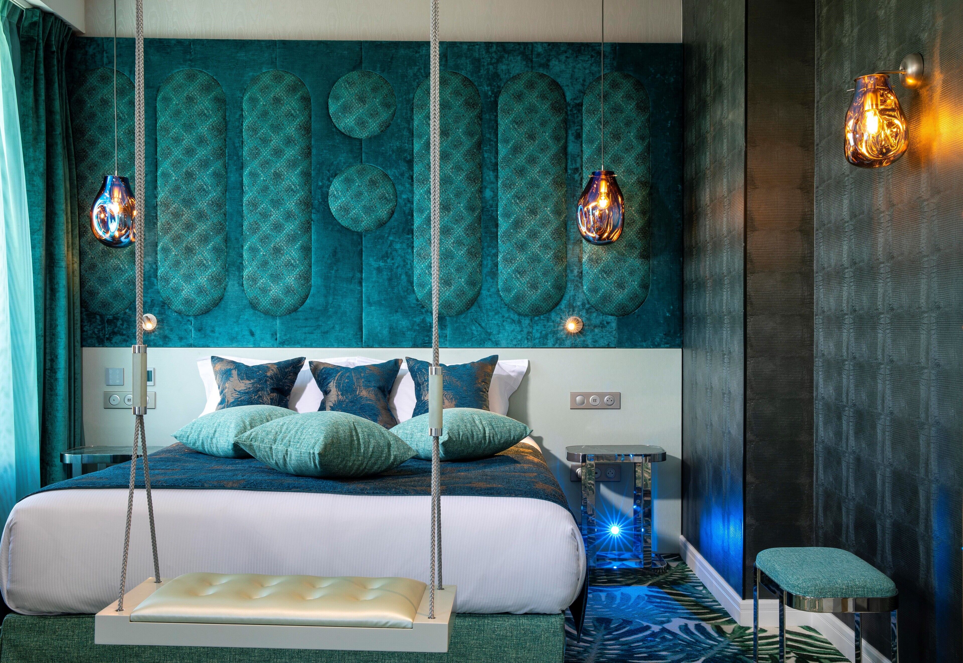 Superior Boudoir Room | Premium bedding, pillow-top beds, minibar, in-room safe