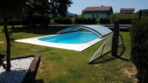 Indoor pool, seasonal outdoor pool, pool loungers