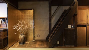 Rumah (Country designated cultural property) | 2 kamar tidur, meja kerja, Wi-Fi gratis, dan seprai linen