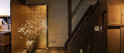 独立别墅 (Country designated cultural property) | 办公桌、免费 WiFi、床单