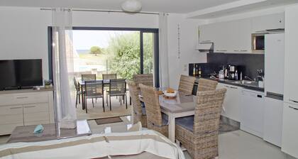 3-bedroom apartment, 80 m2, Air-conditioning, Terrace, Garden, Beaches nearby, Fiber.