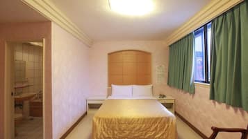Standard Double Room, 1 Double Bed | Desk, blackout drapes, free WiFi, bed sheets