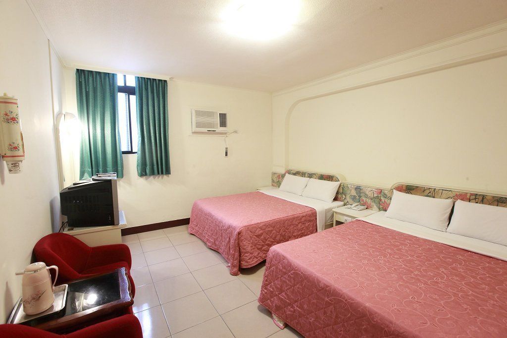quadruple room, 2 double beds | desk, blackout curtains, free wifi, bed sheets