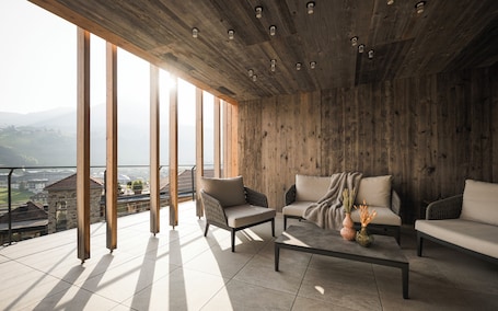 Couples treatment rooms, sauna, hot tub, steam room, body treatments. Excelsior Dolomites Life Resort