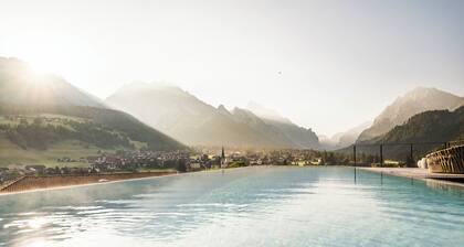 Excelsior Dolomites Life Resort