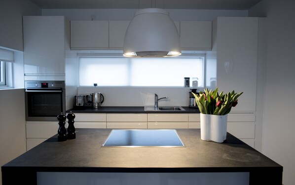 Fridge, microwave, oven, dishwasher