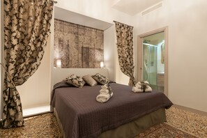 6 chambres, coffres-forts dans les chambres, fer et planche Ă repasser