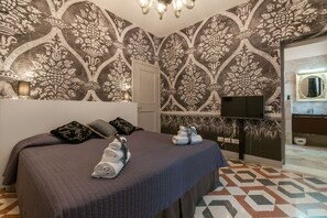 6 bedrooms, in-room safe, iron/ironing board, travel cot - San Marco Luxury property with terraces. Muneghe (Venezia)