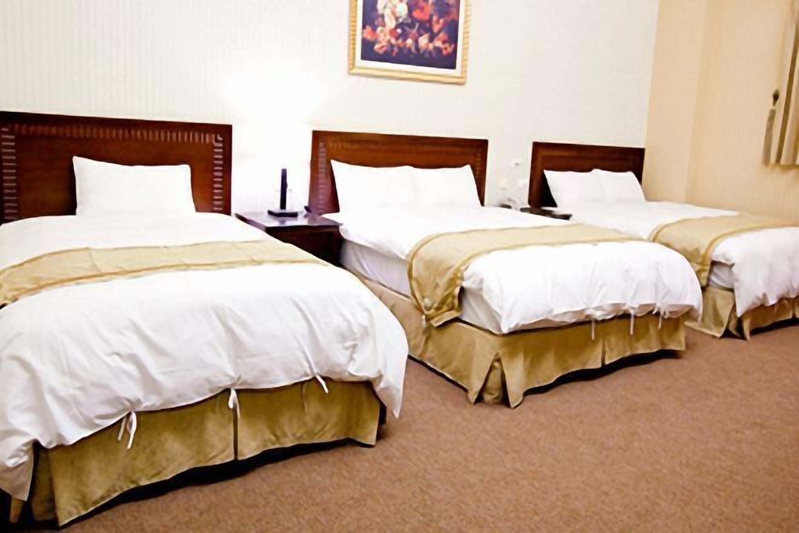 办公桌、遮光窗帘、隔音、免费 WiFi