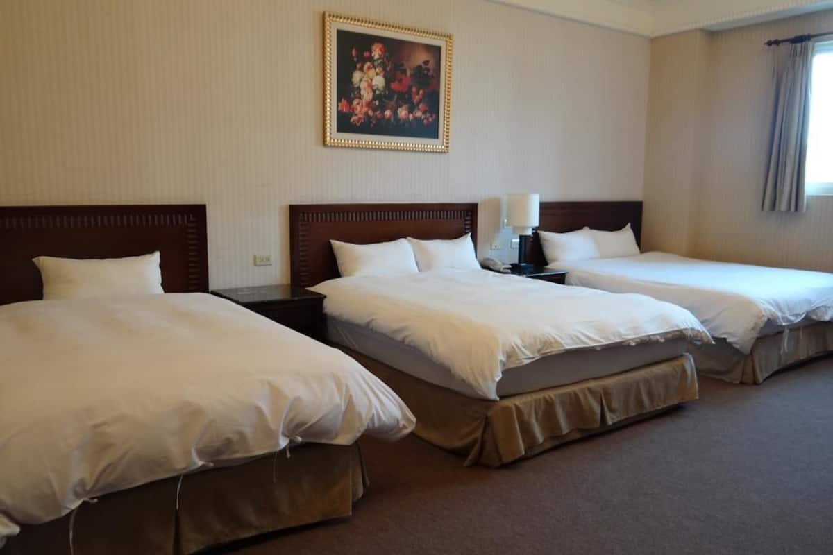 family room | desk, blackout curtains, soundproofing, free wifi