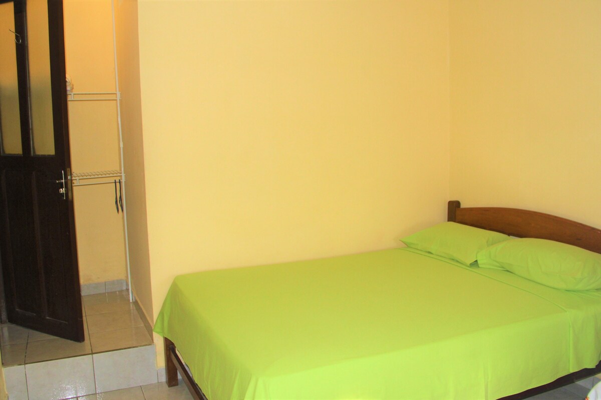 Comfort Double Room, 1 Queen Bed | Blackout drapes, soundproofing