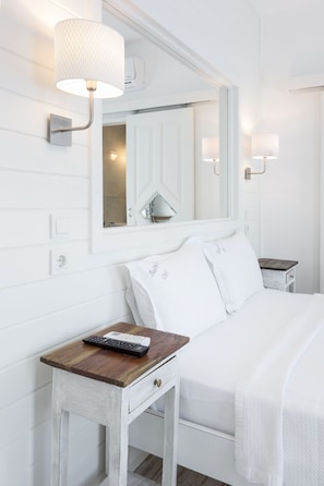 Deluxe-Doppelzimmer | 1 Schlafzimmer, Schreibtisch, kostenloses WLAN, Bettwäsche