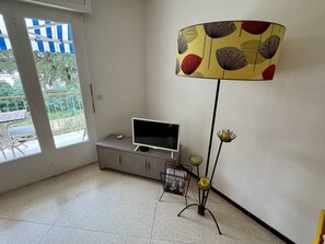 Fernseher