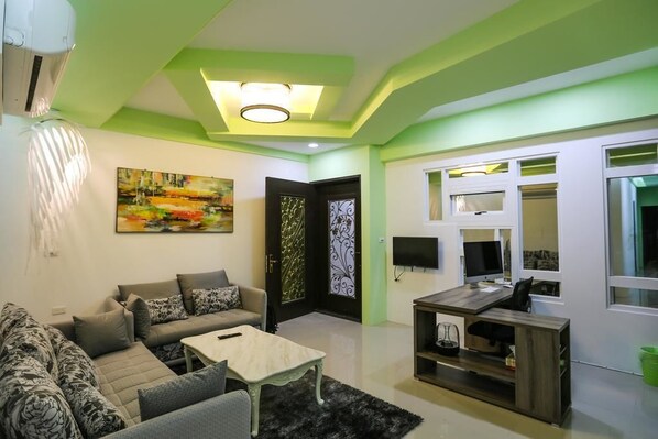 Interior - Return Home B&B (Yuli)