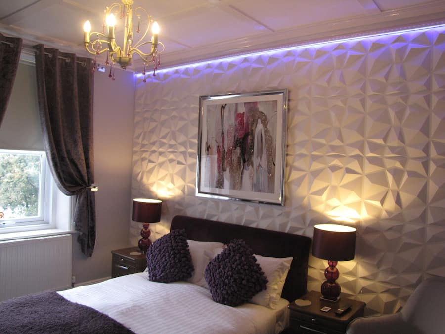 Luksus-dobbeltrom, 1 queensize-seng, hageutsikt | Individuelt dekorert, individuelt innredet og skrivebord