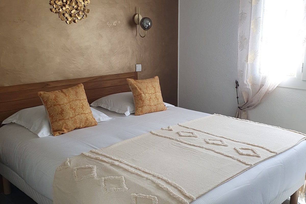 superior double room | 1 bedroom, premium bedding, individually decorated