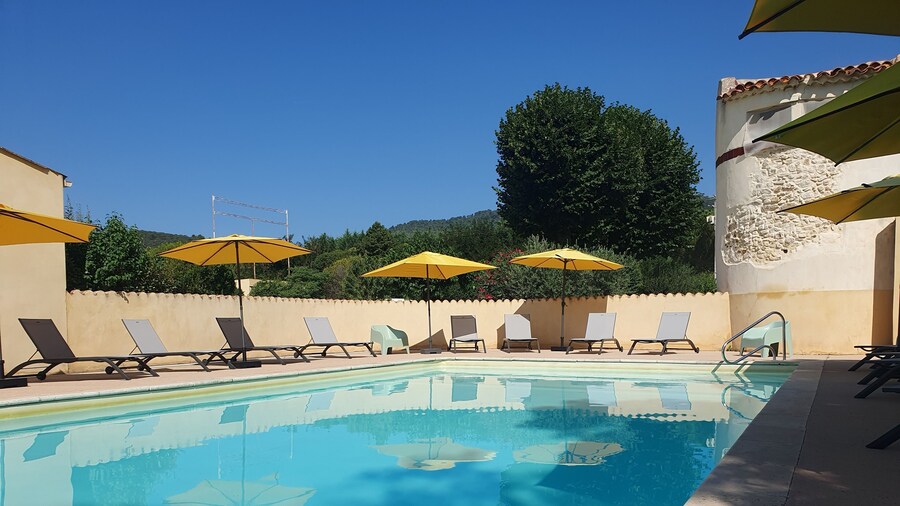 HĂŽtel Le Mas Des Quintrands