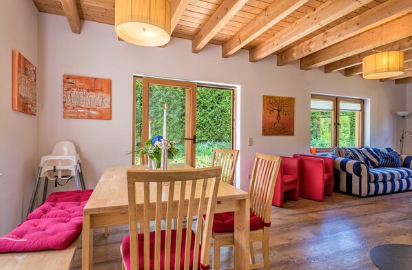 Hus (incl. cleaning fee & laundry package) | Matservice på rummet