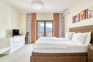 Tremannsrom – comfort | 20 soverom, sengetøy av topp kvalitet, minibar og safe på rommet