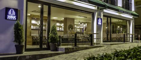 EntrĂ©e de lâhĂ©bergement